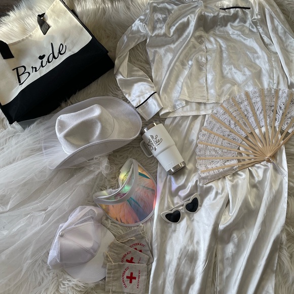 Yeti Accessories - White Bridal Bundle/Goodies